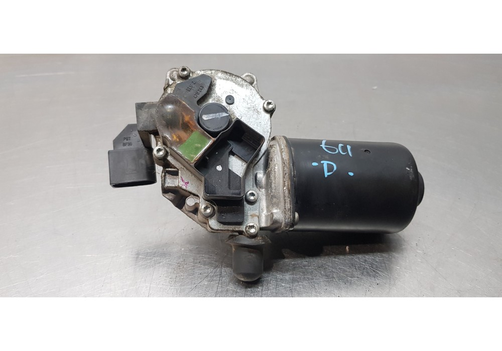 Recambio de motor limpia delantero para mercedes clase b (w245) 200 cdi (245.208) referencia OEM IAM A1698200300  