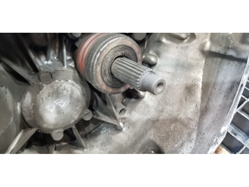 Recambio de caja cambios para renault scenic iv edition one referencia OEM IAM 320100912R 320108664R TL4078