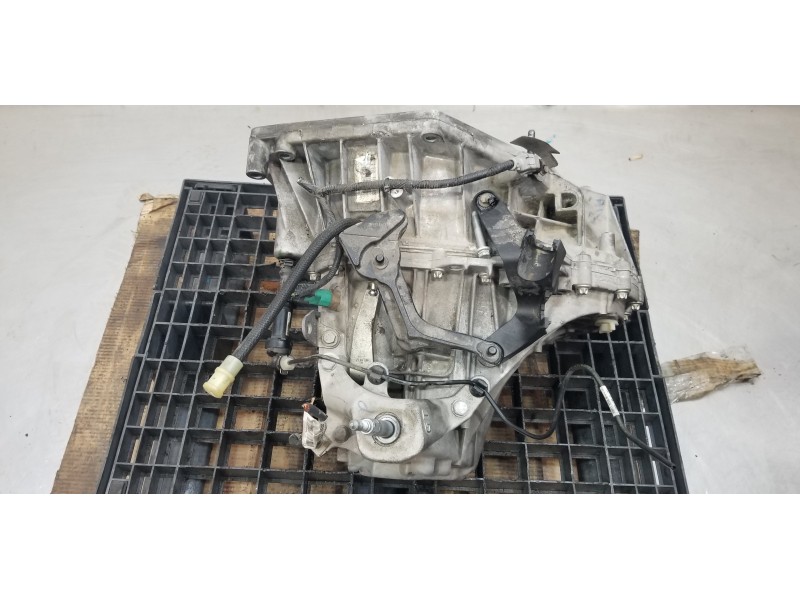 Recambio de caja cambios para renault scenic iv edition one referencia OEM IAM 320100912R 320108664R TL4078