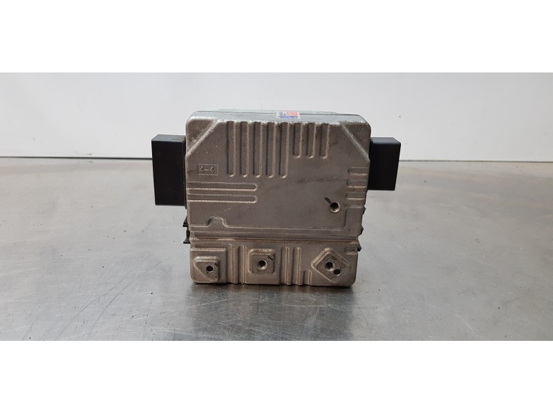 Recambio de modulo electronico para hyundai i40 premium referencia OEM IAM 3Z56399600  