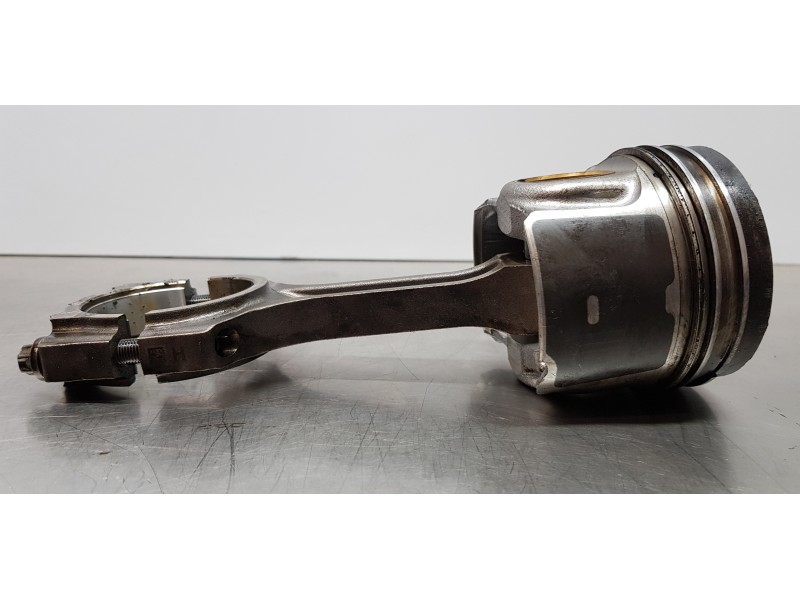 Recambio de piston para ford transit kastenwagen (ttg) 350 l2 ambiente referencia OEM IAM RFGK2Q6205BA   Recambio de piston para ford transit kastenwagen (ttg) 350 l2 ambiente referencia OEM IAM RFGK2Q6205BA