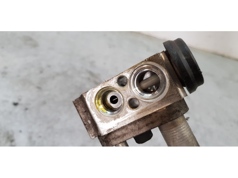 Recambio de tubos aire acondicionado para kia carens ( ) concept referencia OEM IAM 97775A4560  