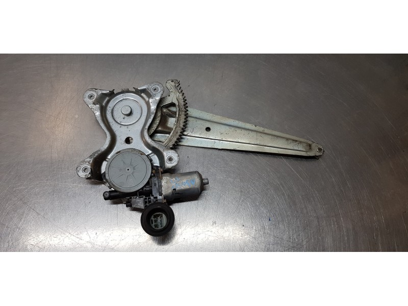 Recambio de elevalunas trasero derecho para toyota land cruiser (j12) 3.0 turbodiesel referencia OEM IAM 8572058010  