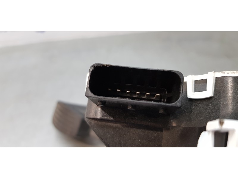 Recambio de pedal acelerador para fiat nuova 500 (150) pop referencia OEM IAM 005205409400   Recambio de pedal acelerador para fiat nuova 500 (150) pop referencia OEM IAM 005205409400