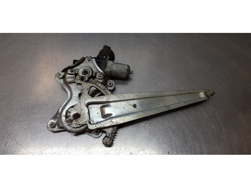 Recambio de elevalunas trasero derecho para toyota land cruiser (j12) 3.0 turbodiesel referencia OEM IAM 8572058010  