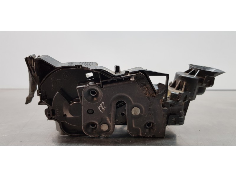 Recambio de cerradura puerta delantera izquierda para renault scenic iv edition one referencia OEM IAM 805039092R  