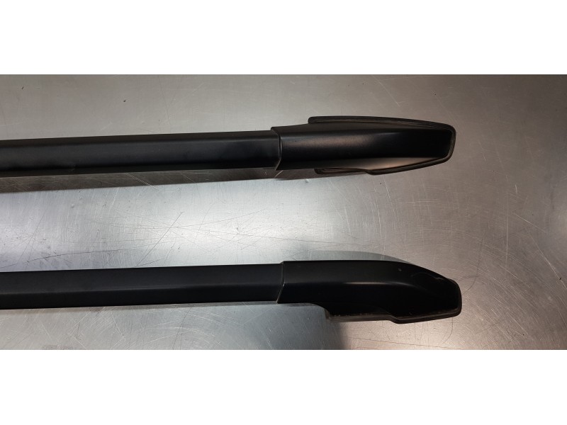 Recambio de barras techo para ssangyong rodius xdi limited referencia OEM IAM 7986221600  