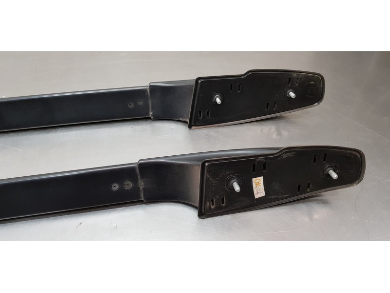 Recambio de barras techo para ssangyong rodius xdi limited referencia OEM IAM 7986221600  