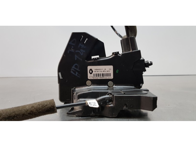 Recambio de cerradura puerta trasera derecha para renault scenic iv edition one referencia OEM IAM 825023014R 825021864R 