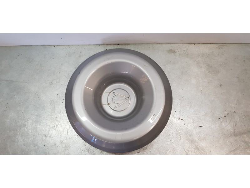 Recambio de soporte rueda repuesto para toyota land cruiser (j12) 3.0 turbodiesel referencia OEM IAM   