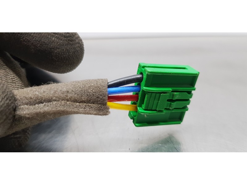 Recambio de antena para hyundai tucson hybrid referencia OEM IAM 96210N7400EB  