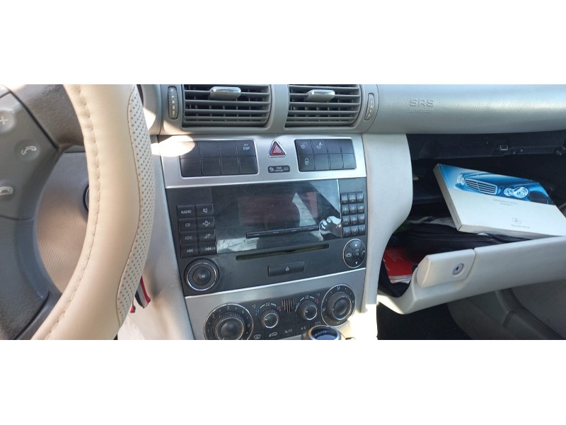 mercedes clase c (w203) berlina del año 2005