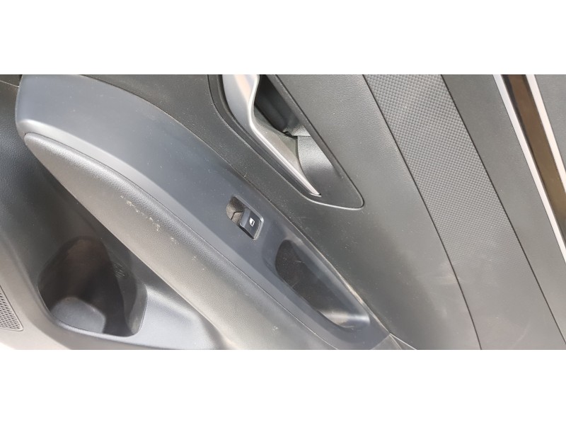 Recambio de juego tapizados / cartoneras para hyundai tucson hybrid referencia OEM IAM 82305N7010NNB 82306N7000NNB 83305N7000NNB