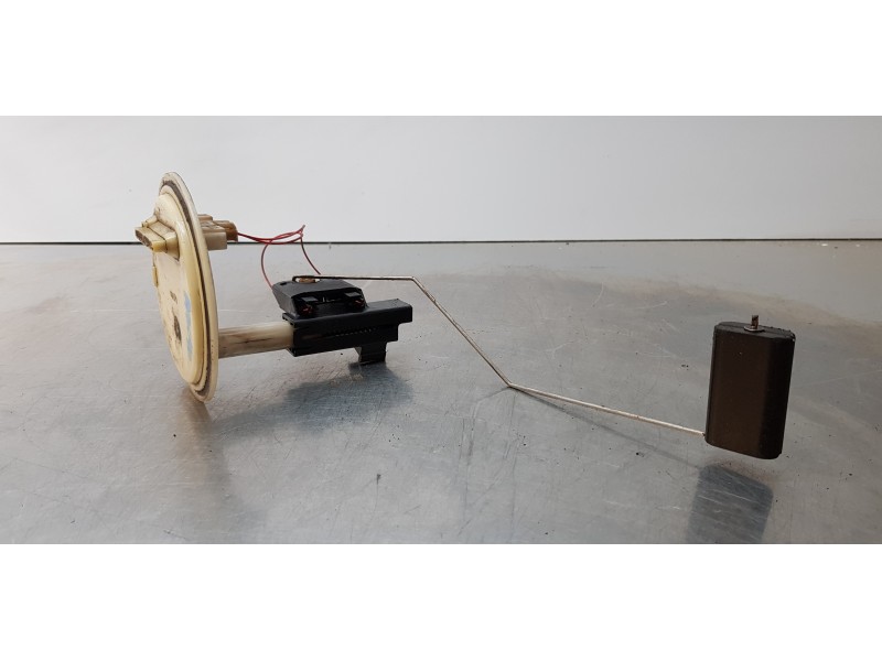 Recambio de aforador para volvo xc90 d5 (7 sitze) referencia OEM IAM 8621812  