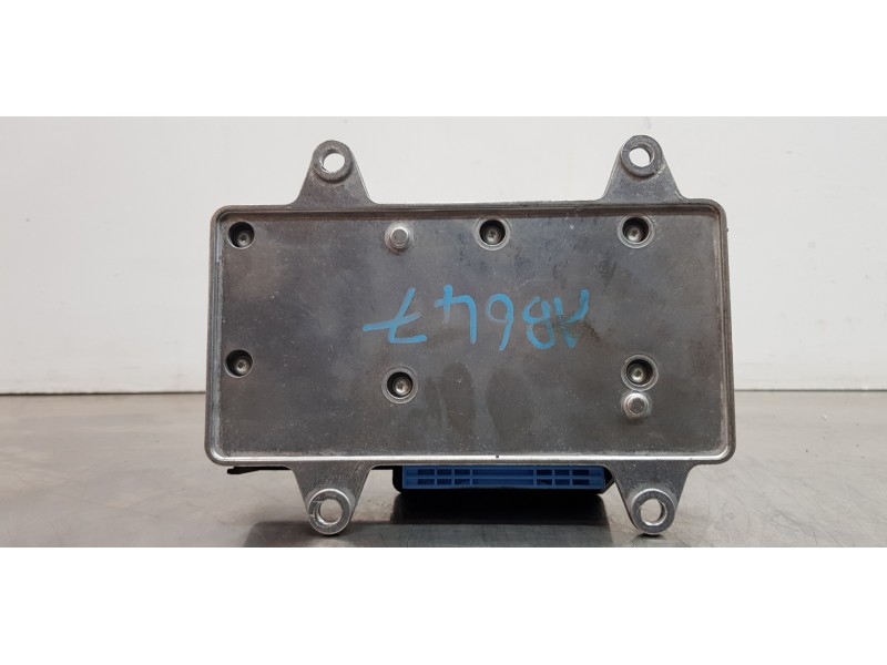 Recambio de centralita airbag para volvo v50 familiar 2.0 d kinetic referencia OEM IAM 30773401  