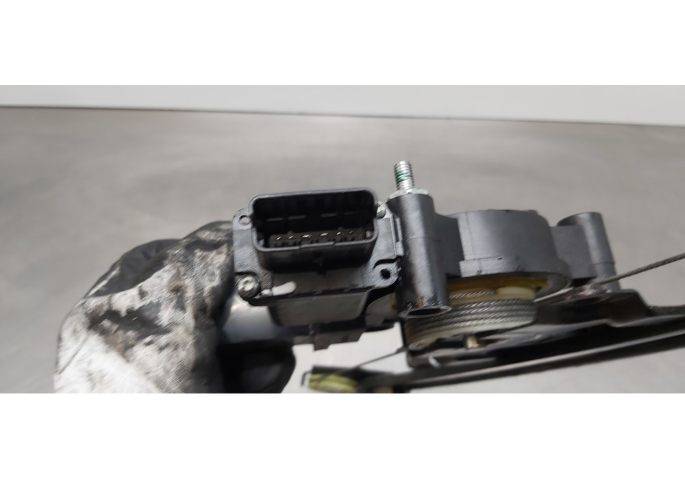 Recambio de elevalunas delantero derecho para peugeot boxer caja cerrada (bat. 3450) (333) hdi (333) referencia OEM IAM 16077071