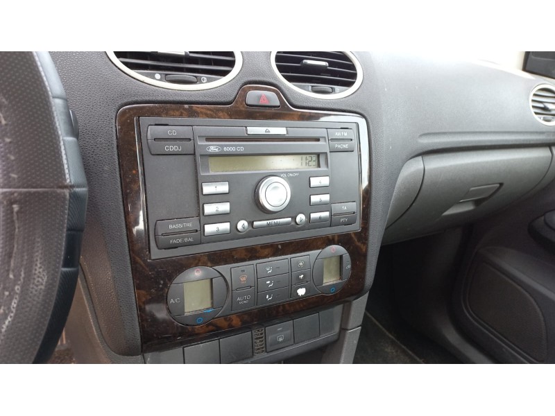ford focus berlina (cap) del año 2005 ford focus berlina (cap) del año 2005