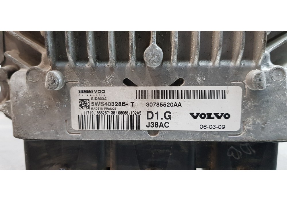 Recambio de centralita motor uce para volvo v50 familiar 2.0 d kinetic referencia OEM IAM 30785520AA  