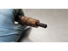 Recambio de inyector para toyota avensis touring sports executive referencia OEM IAM 8514146 0445110613  2