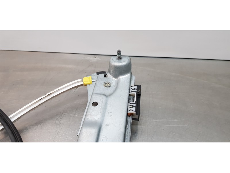 Recambio de elevalunas delantero izquierdo para renault scenic iv edition one referencia OEM IAM 807214665R  