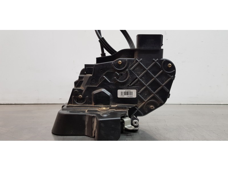 Recambio de cerradura puerta delantera derecha para volvo v50 familiar 2.0 d kinetic referencia OEM IAM 30753664   Recambio de cerradura puerta delantera derecha para volvo v50 familiar 2.0 d kinetic referencia OEM IAM 30753664