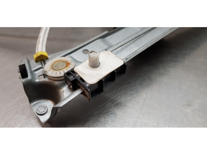 Recambio de elevalunas delantero izquierdo para renault scenic iv edition one referencia OEM IAM 807214665R  