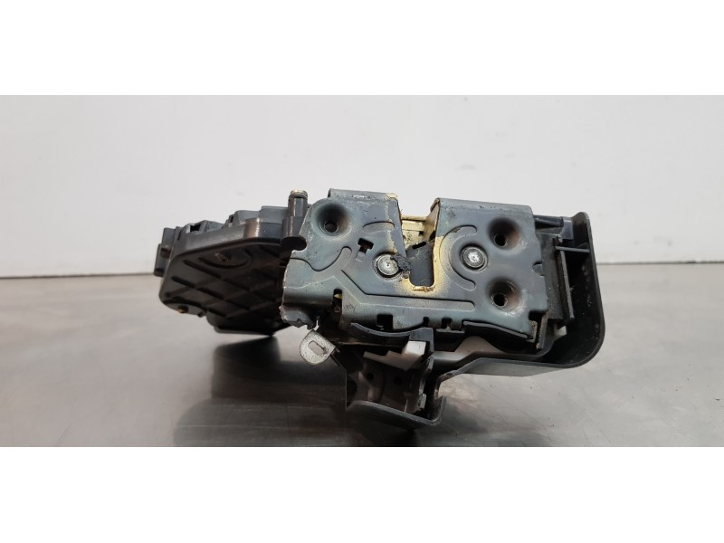 Recambio de cerradura puerta delantera derecha para volvo v50 familiar 2.0 d kinetic referencia OEM IAM 30753664   Recambio de cerradura puerta delantera derecha para volvo v50 familiar 2.0 d kinetic referencia OEM IAM 30753664