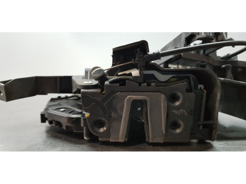 Recambio de cerradura puerta trasera izquierda para ford kuga (cbv) trend referencia OEM IAM 1523331 8V4AS26413EA  Recambio de cerradura puerta trasera izquierda para ford kuga (cbv) trend referencia OEM IAM 1523331 8V4AS26413EA