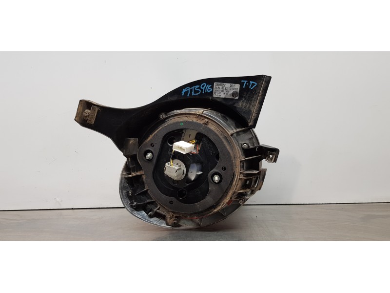 Recambio de piloto trasero derecho para alfa romeo mito (145) distinctive referencia OEM IAM 156085852  