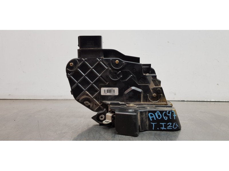 Recambio de cerradura puerta trasera izquierda para volvo v50 familiar 2.0 d kinetic referencia OEM IAM 30753668   Recambio de cerradura puerta trasera izquierda para volvo v50 familiar 2.0 d kinetic referencia OEM IAM 30753668