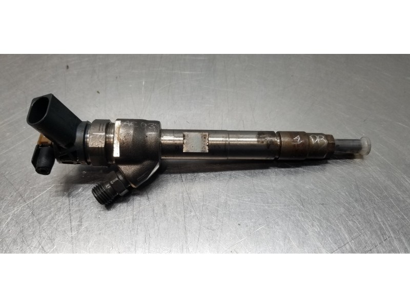 Recambio de inyector para toyota avensis touring sports executive referencia OEM IAM 8514146 0445110613 