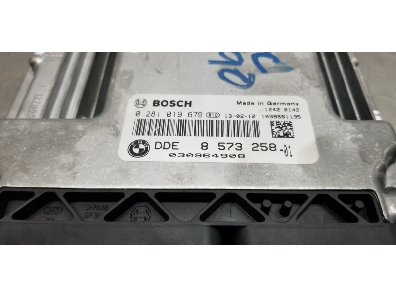 Recambio de centralita motor uce para bmw serie 1 lim. (f20) 118d xdrive referencia OEM IAM 8573258 0281019679 