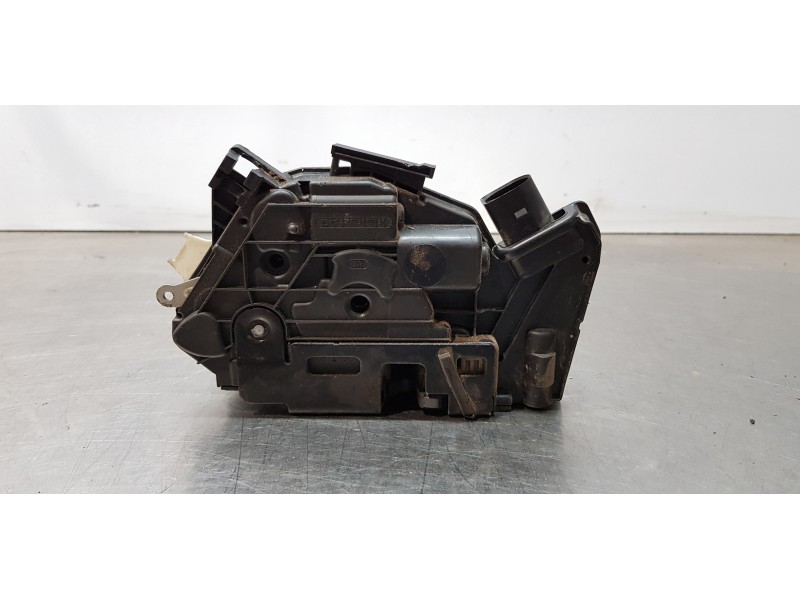 Recambio de cerradura puerta delantera derecha para seat ibiza (6j5) reference referencia OEM IAM 5N1837016A   Recambio de cerradura puerta delantera derecha para seat ibiza (6j5) reference referencia OEM IAM 5N1837016A