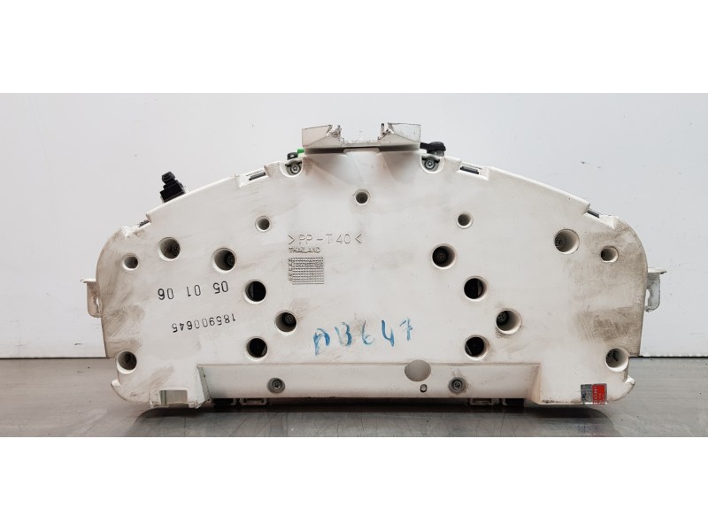 Recambio de cuadro instrumentos para volvo v50 familiar 2.0 d kinetic referencia OEM IAM 30728645   Recambio de cuadro instrumentos para volvo v50 familiar 2.0 d kinetic referencia OEM IAM 30728645