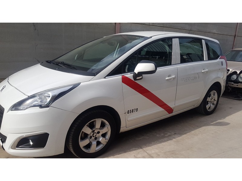 peugeot 5008 del año 2016