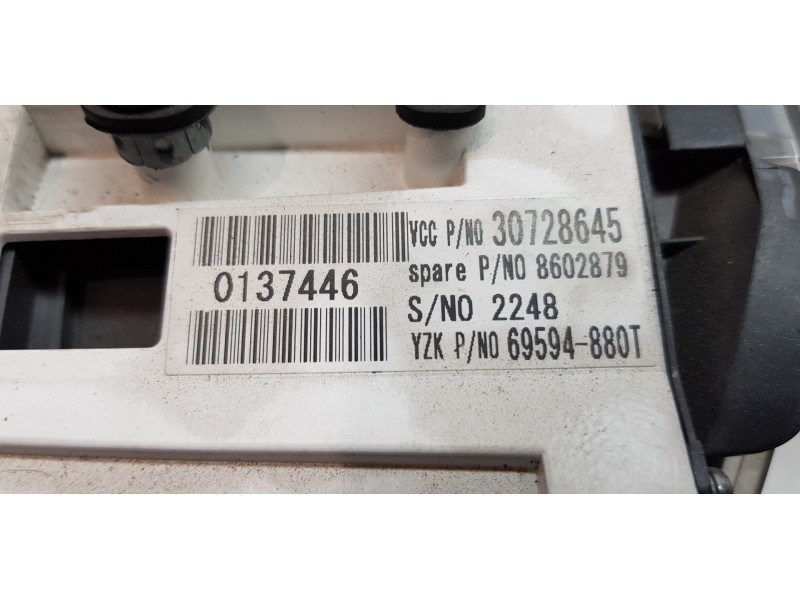 Recambio de cuadro instrumentos para volvo v50 familiar 2.0 d kinetic referencia OEM IAM 30728645   Recambio de cuadro instrumentos para volvo v50 familiar 2.0 d kinetic referencia OEM IAM 30728645