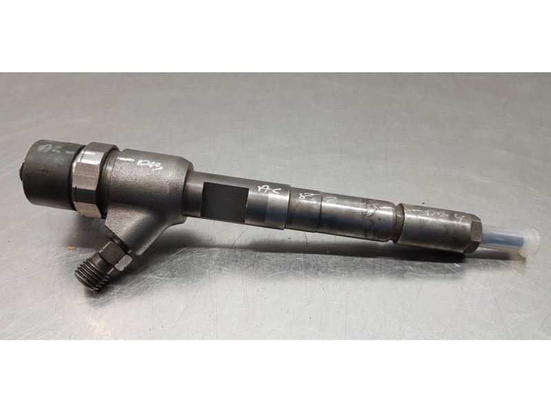 Recambio de inyector para fiat fiorino básico referencia OEM IAM 0445110083   Recambio de inyector para fiat fiorino básico referencia OEM IAM 0445110083