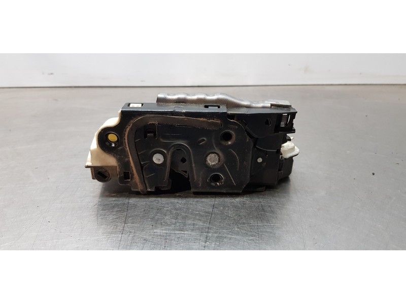 Recambio de cerradura puerta delantera derecha para seat ibiza (6j5) reference referencia OEM IAM 5N1837016A   Recambio de cerradura puerta delantera derecha para seat ibiza (6j5) reference referencia OEM IAM 5N1837016A