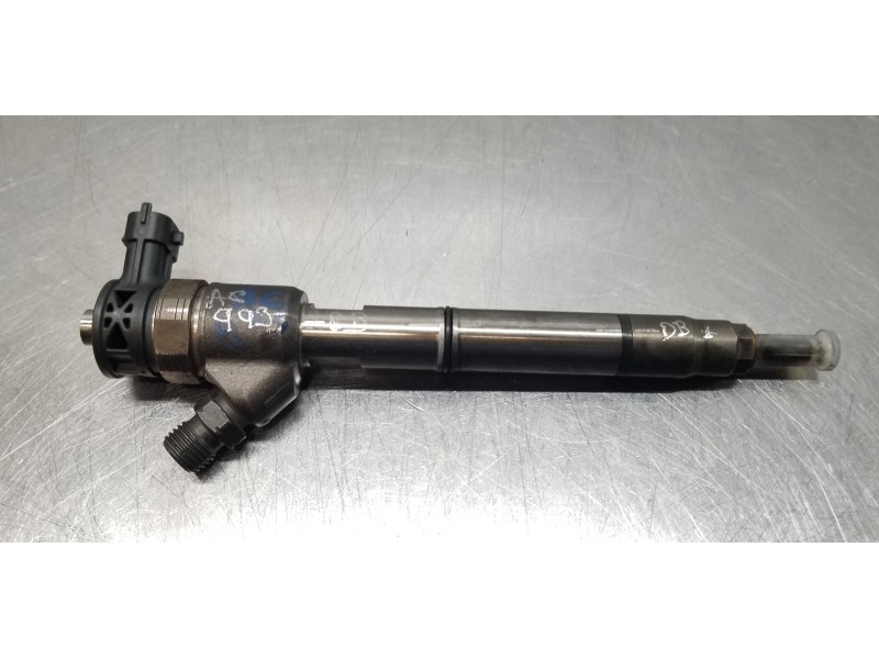 Recambio de inyector para hyundai ix35 style 2wd referencia OEM IAM 338002A610 0445110589 