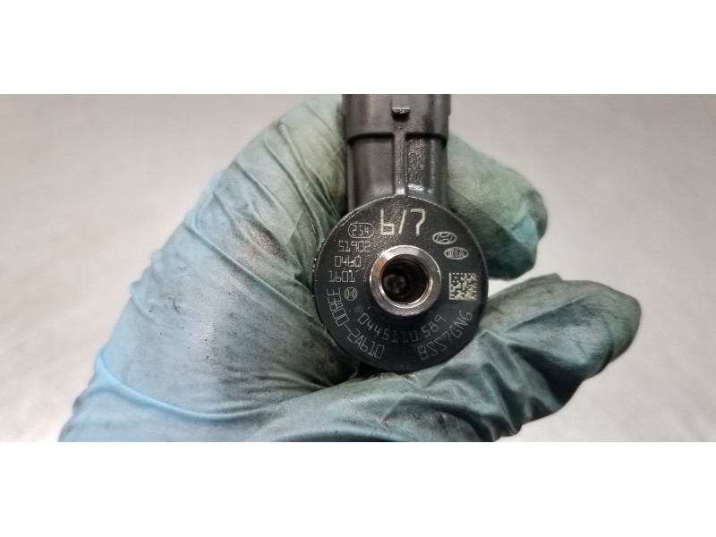 Recambio de inyector para hyundai ix35 style 2wd referencia OEM IAM 338002A610 0445110589 