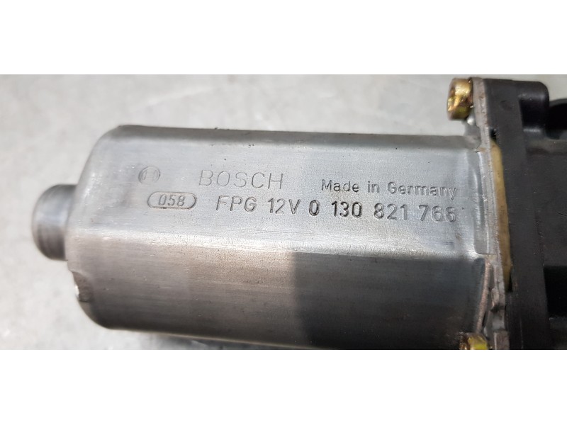 Recambio de elevalunas delantero derecho para peugeot 307 (s1) xs referencia OEM IAM 9634457480   Recambio de elevalunas delantero derecho para peugeot 307 (s1) xs referencia OEM IAM 9634457480