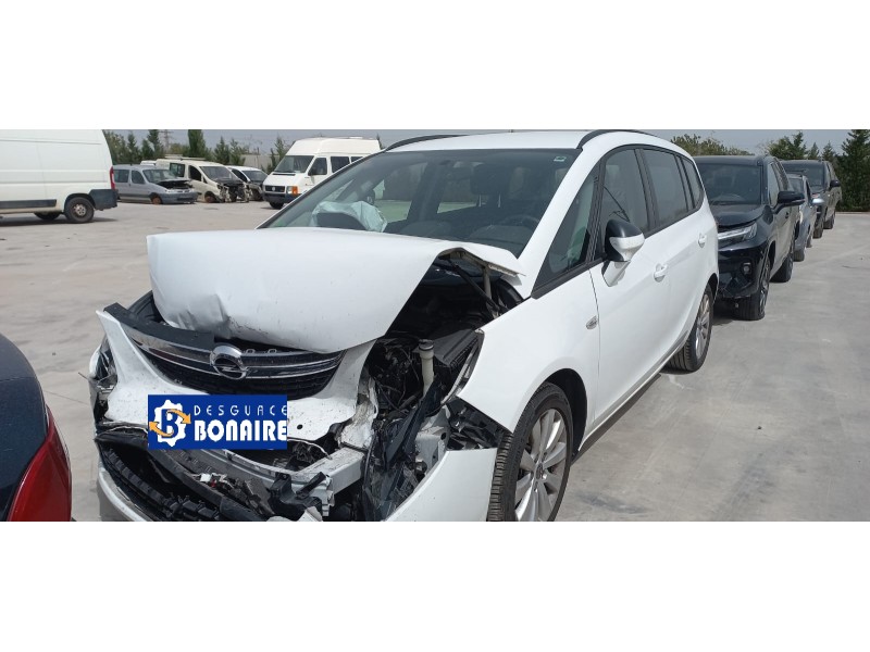 opel zafira tourer del año 2013