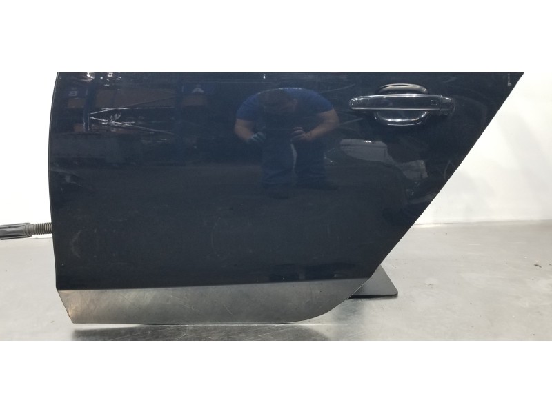 Recambio de puerta trasera izquierda para audi a4 avant (b8) quattro referencia OEM IAM 8K9833051D   Recambio de puerta trasera izquierda para audi a4 avant (b8) quattro referencia OEM IAM 8K9833051D