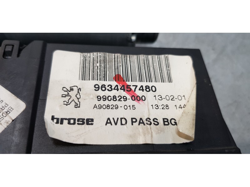 Recambio de elevalunas delantero derecho para peugeot 307 (s1) xs referencia OEM IAM 9634457480   Recambio de elevalunas delantero derecho para peugeot 307 (s1) xs referencia OEM IAM 9634457480