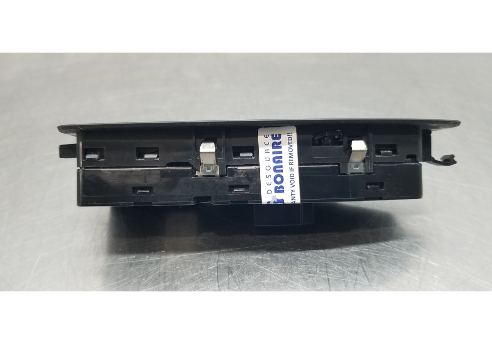 Recambio de mando elevalunas delantero izquierdo para bmw serie 1 lim. (f20) 118d xdrive referencia OEM IAM 61319208109 9208109 