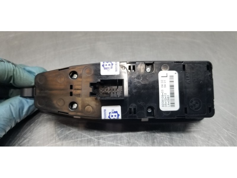 Recambio de mando elevalunas delantero izquierdo para bmw serie 1 lim. (f20) 118d xdrive referencia OEM IAM 61319208109 9208109 