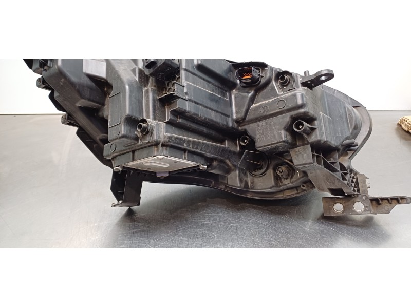 Recambio de faro izquierdo para renault scenic iv edition one referencia OEM IAM 260603490R 260609501R 