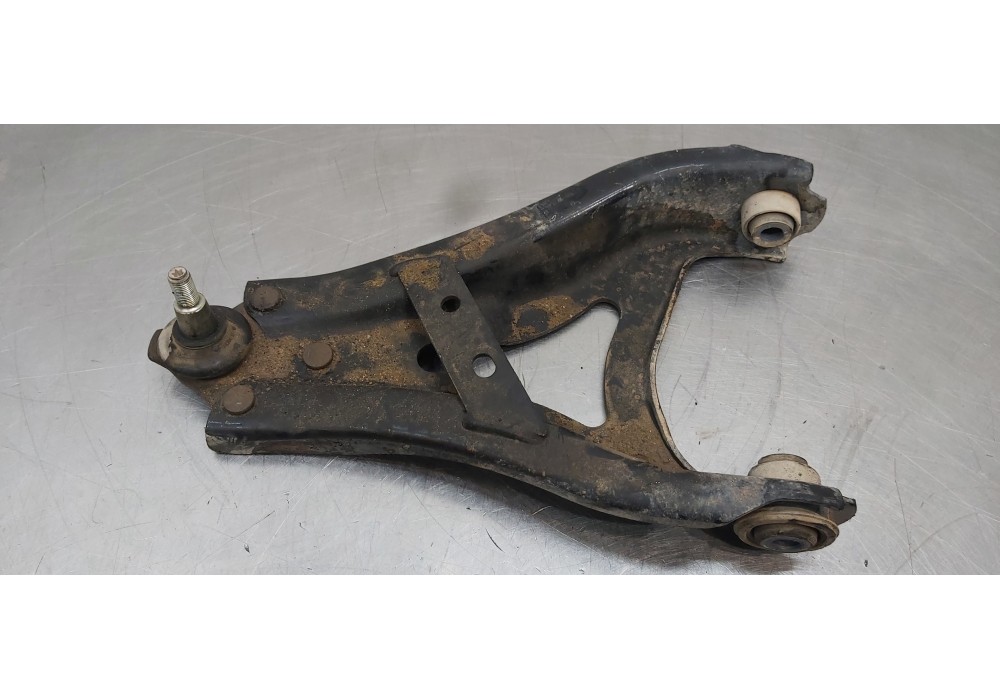 Recambio de brazo suspension inferior delantero derecho para dacia duster ii comfort 4wd referencia OEM IAM 545040280R  