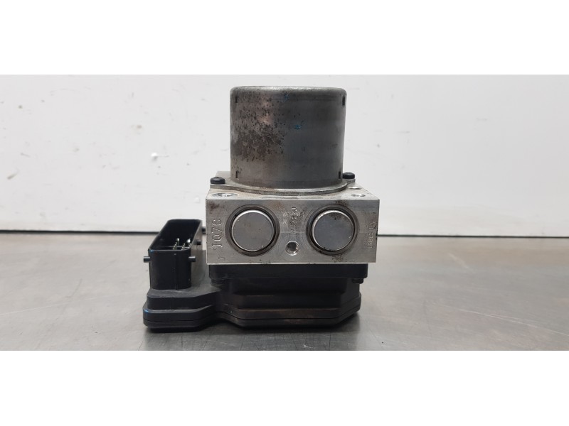 Recambio de abs para kia carens ( ) business referencia OEM IAM 58910A4410  