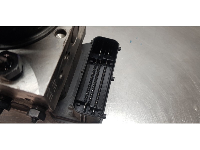 Recambio de abs para kia carens ( ) business referencia OEM IAM 58910A4410  